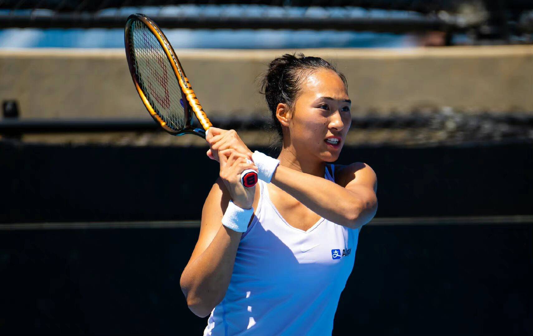 kaiyun app开云中国官网登录入口-费德勒与90激战湖人分钟，爆冷胜负难料！，科维托娃焦点对战引发球迷热议-kaiyun app开云中国官网登录入口