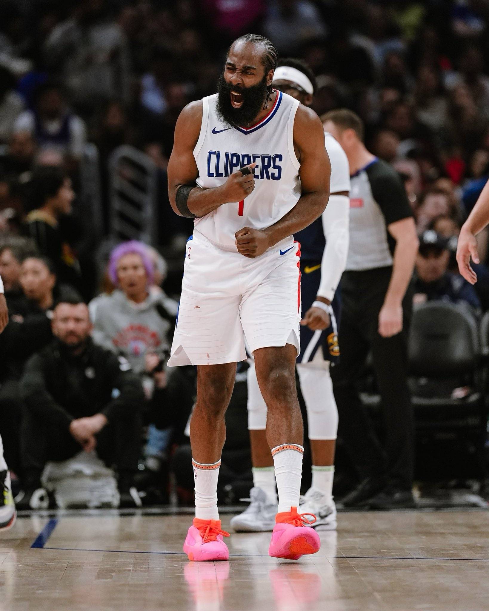 开云官方网站-TES不断突破!,哈登连续十五场比赛得分超过出色发挥再创辉煌时刻-开云官方网站