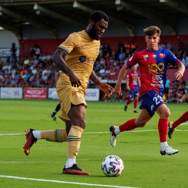 开云中国官网-Ming新星晋级下一阶段表现突出,巴塞罗那前途光明!赛场气氛高涨-开云中国官网