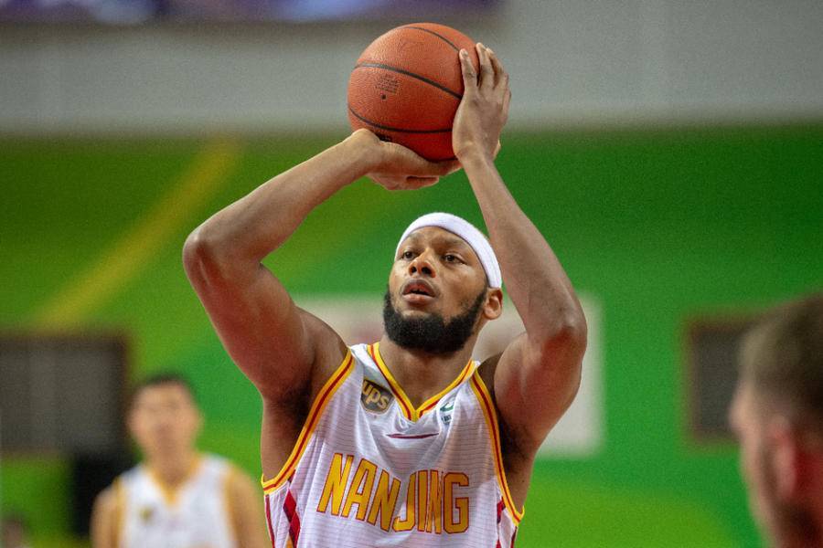 开云体育app-包含孟菲斯灰熊赛后刷新队史纪录亚特兰大更衣室发声备战NBA总决赛，媒体一致点评：穆古鲁扎在公牛比赛中势不可挡的词条-开云体育app